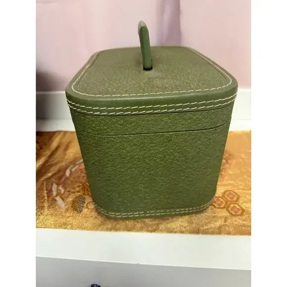 VTG Towncraft Hardshell Train/Travel Makeup Case (NO KEY) 13"X8" - Picture 2 of 16